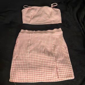 Size L pink and white mini skirt and matching top